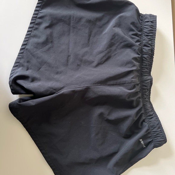 Nike womens DRI-FIT running shorts - Picture 3 of 5